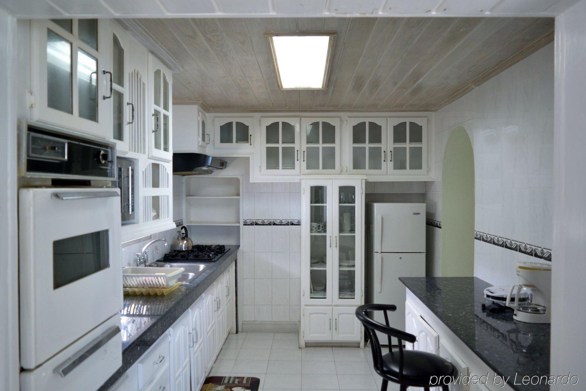Chateau Blanc Apartments On Sea Christ Church Luaran gambar