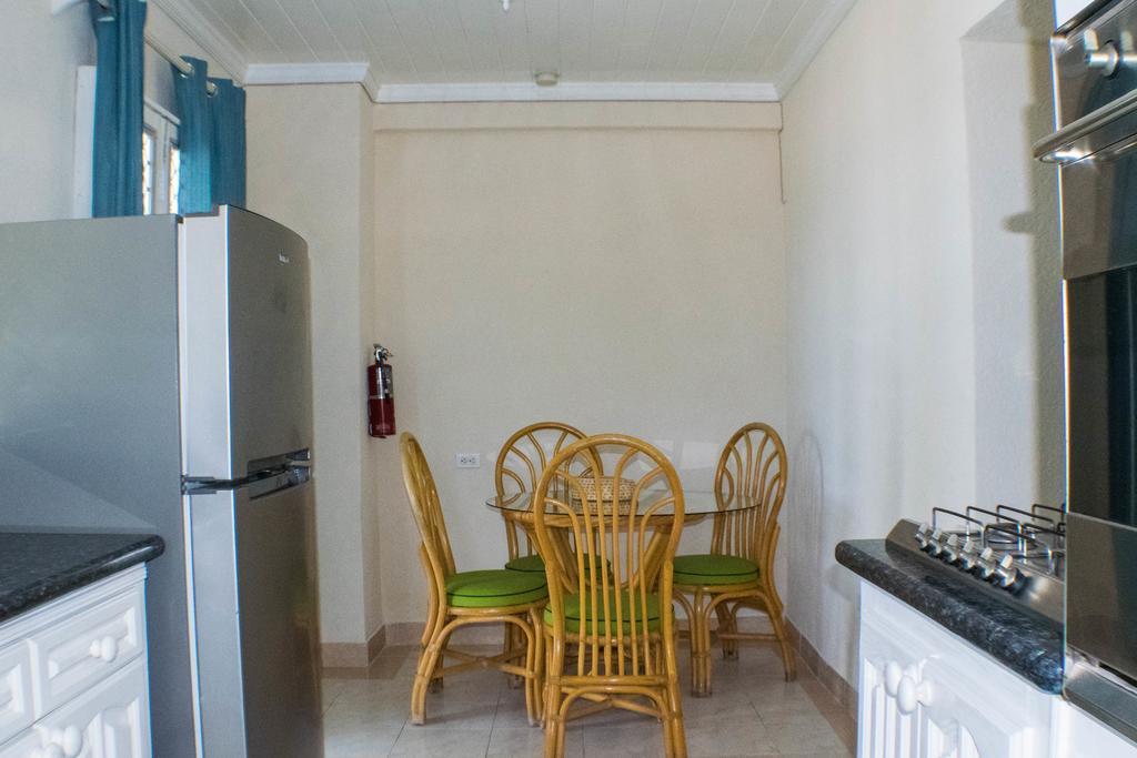 Chateau Blanc Apartments On Sea Christ Church Luaran gambar