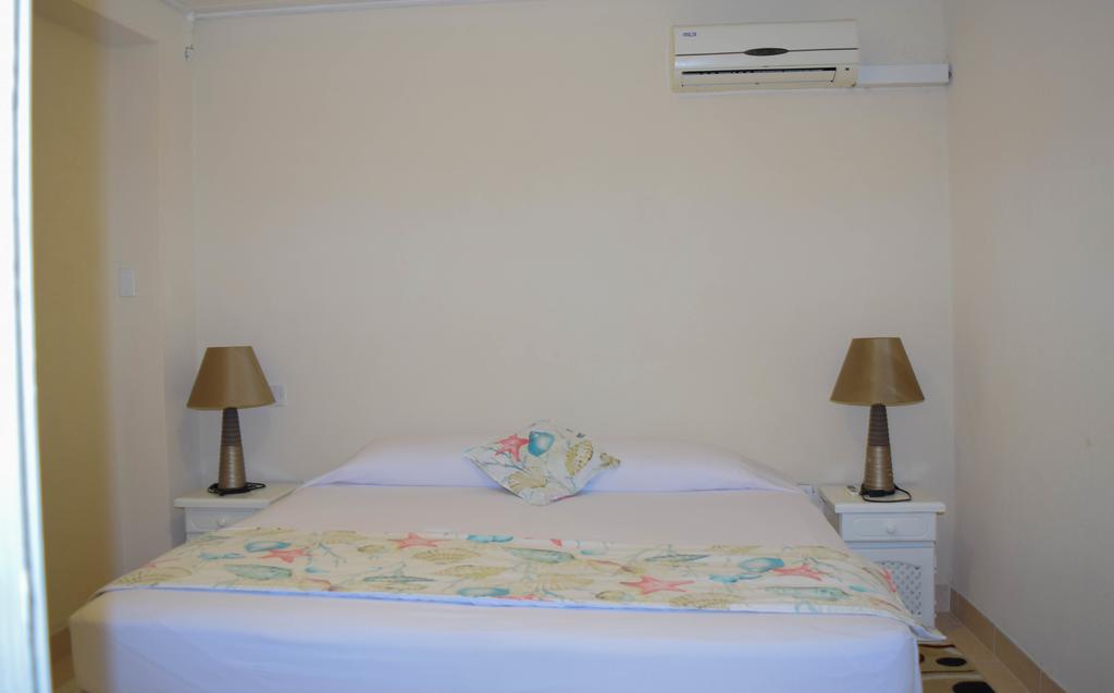 Chateau Blanc Apartments On Sea Christ Church Luaran gambar