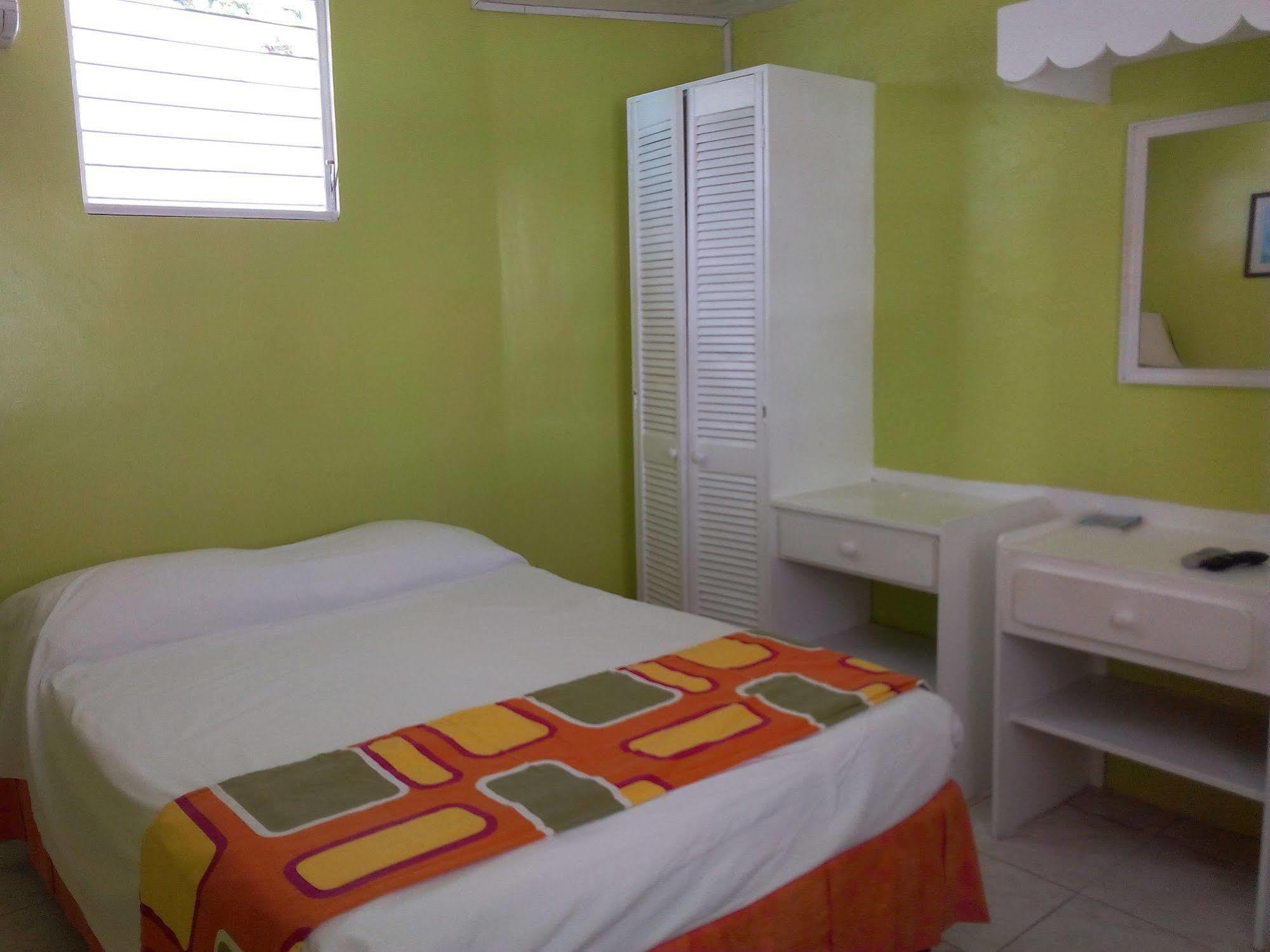 Chateau Blanc Apartments On Sea Christ Church Luaran gambar